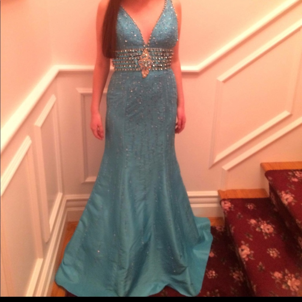 Pageant/prom dress size 6.